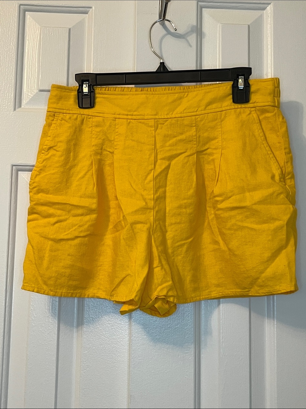 Express Yellow Linen Blend High Rise Shorts Size M